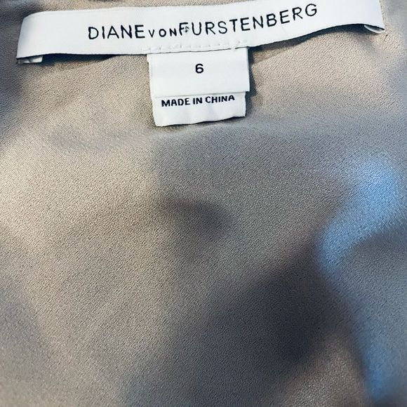 DVF| Diane Von Furstenberg - Picture 5 of 5